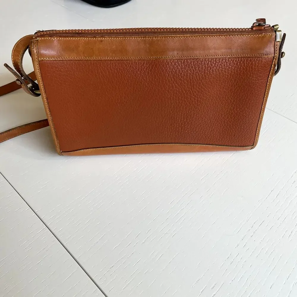 Vintage 90's Dooney & Bourke Pebbled Leather Crossbody Purse